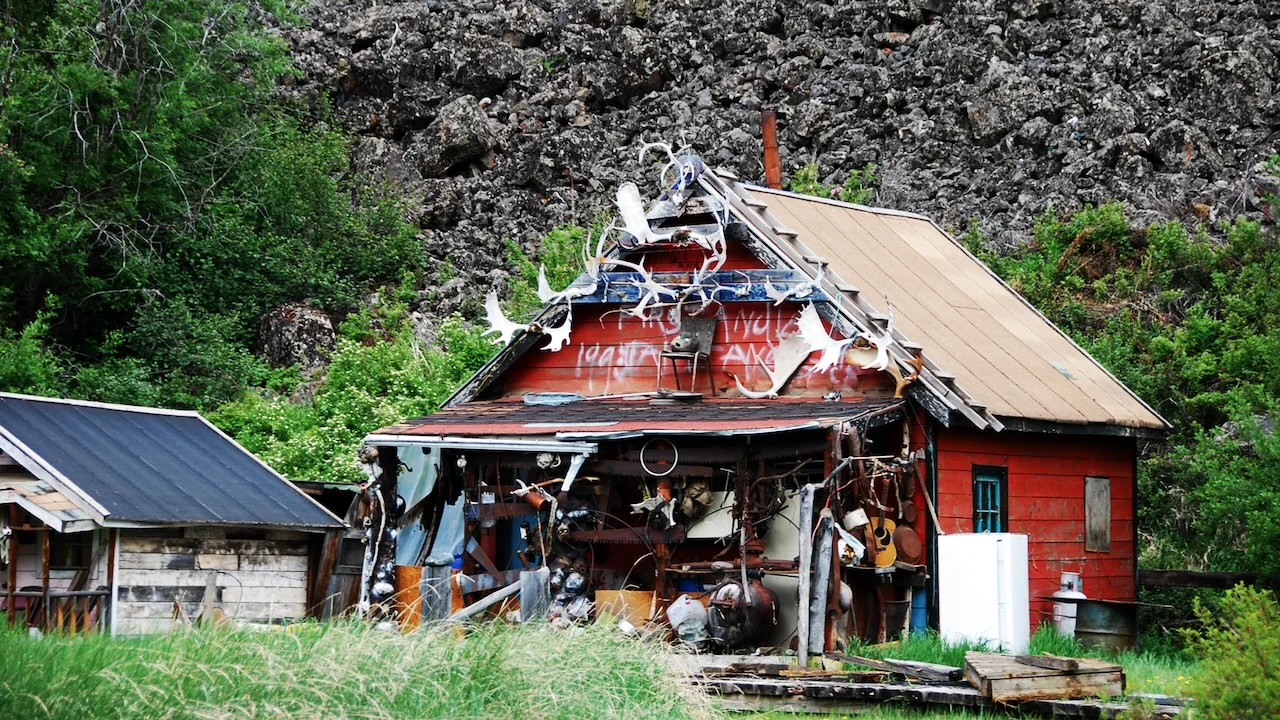 Tahltan Village, Telegraph Creek Road von Joachim von Loeben